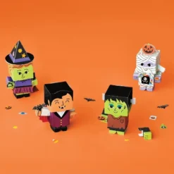8ct 3D Halloween Characters Craft Kit - Mondo Llamaâ„¢